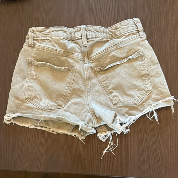 Universal Thread | Vintage Midi Denim Shorts | Sage Green (4/27) - Picture 2 of 3